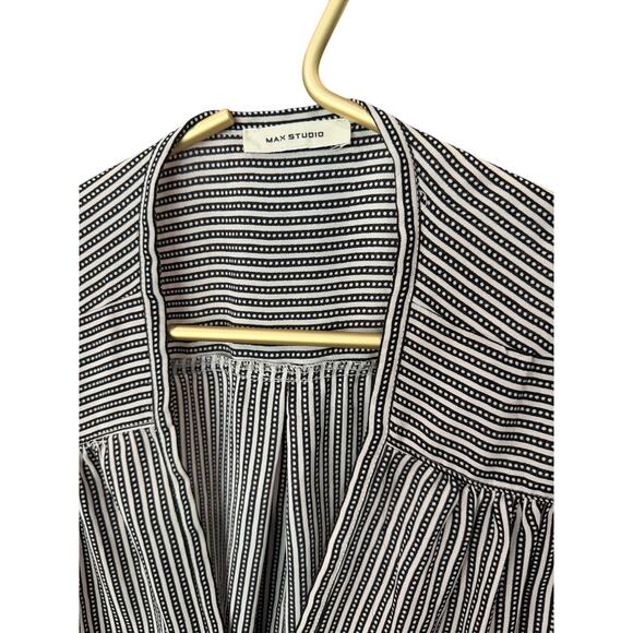 Max Studio White Black Stripe Sleeveless Top Button Front V Neck Size XL EUC - Picture 4 of 4